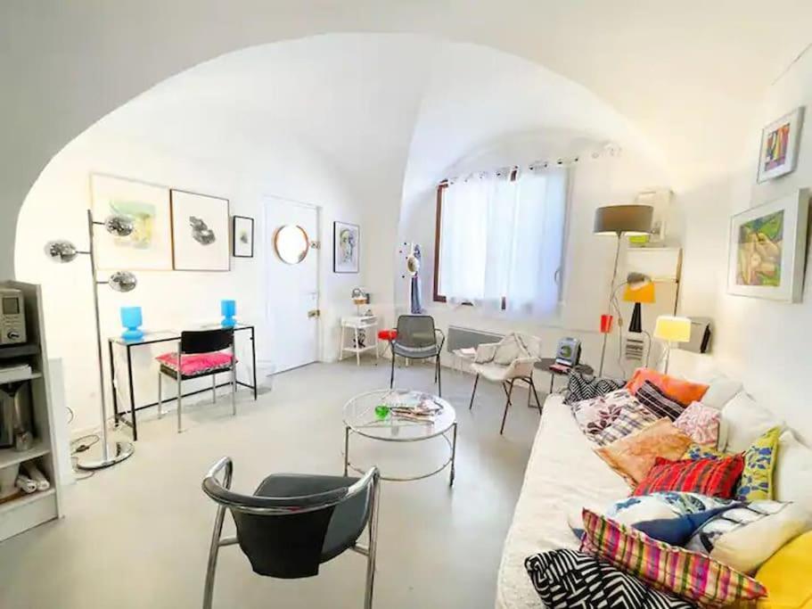 Le Studio Du Marquis Marsanne Екстер'єр фото